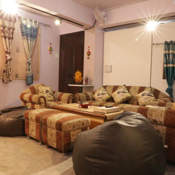 Joint Family Living Room Setup
