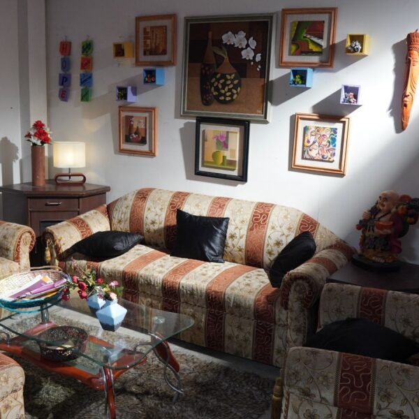 Family Living Room Setup
